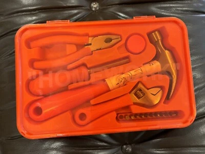 Набор инструментов для совместной работы IKEA x Virgil Abloh «ДОМАШНЕЕ ЗАДАНИЕ» - Изображение 1 из 3