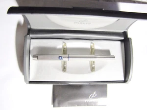 Penna stilografica Parker 25 sigillo nero cromata con astuccio e istruzioni 1970 - Foto 1 di 10