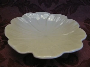 Belleek China 5" Primrose Shaped Butter Plate - Very Nice! - Picture 1 of 2