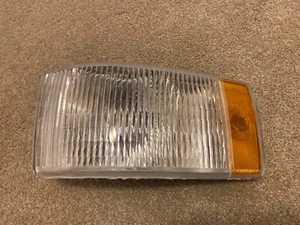NOS  1993-1996 Cadillac Fleetwood Brougham LH Turn Signal Side Marker Lamp Light - Picture 1 of 5
