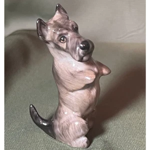 Vintage ROYAL DOULTON K10 Begging Scotty Dog Scottish Terrier Dog Figurine - Picture 1 of 7