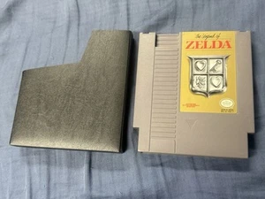 Nintendo NES The Legend of Zelda Grey Cartridge, Tested - Picture 1 of 4