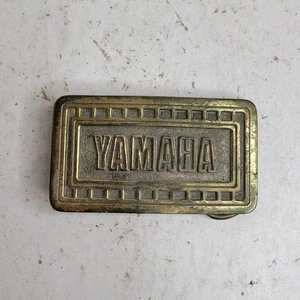 Fibbia cintura ottone motoslitta Yamaha vintage anni 70 80 motorsport - Foto 1 di 4