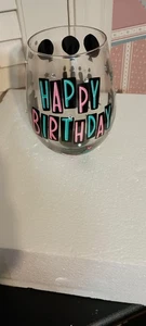 LOLITA - 2017 STIELLOSES WEINGLAS - HAPPY BIRTHDAY - 20 OZ. NEU IM KARTON - Bild 1 von 3