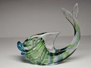 Vintage Murano Hand Blown Blue Green Spiral On Cased Silver Flake Fish - Picture 1 of 12