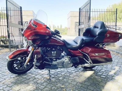 Harley Davidson Electra Glide Ultra Ulassic FLHTK - Bild 1 von 4