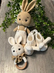 Baby Gift Crochet handmade Rabbit Teddy Bear Booties Rattle Wood White Easter - Picture 1 of 26