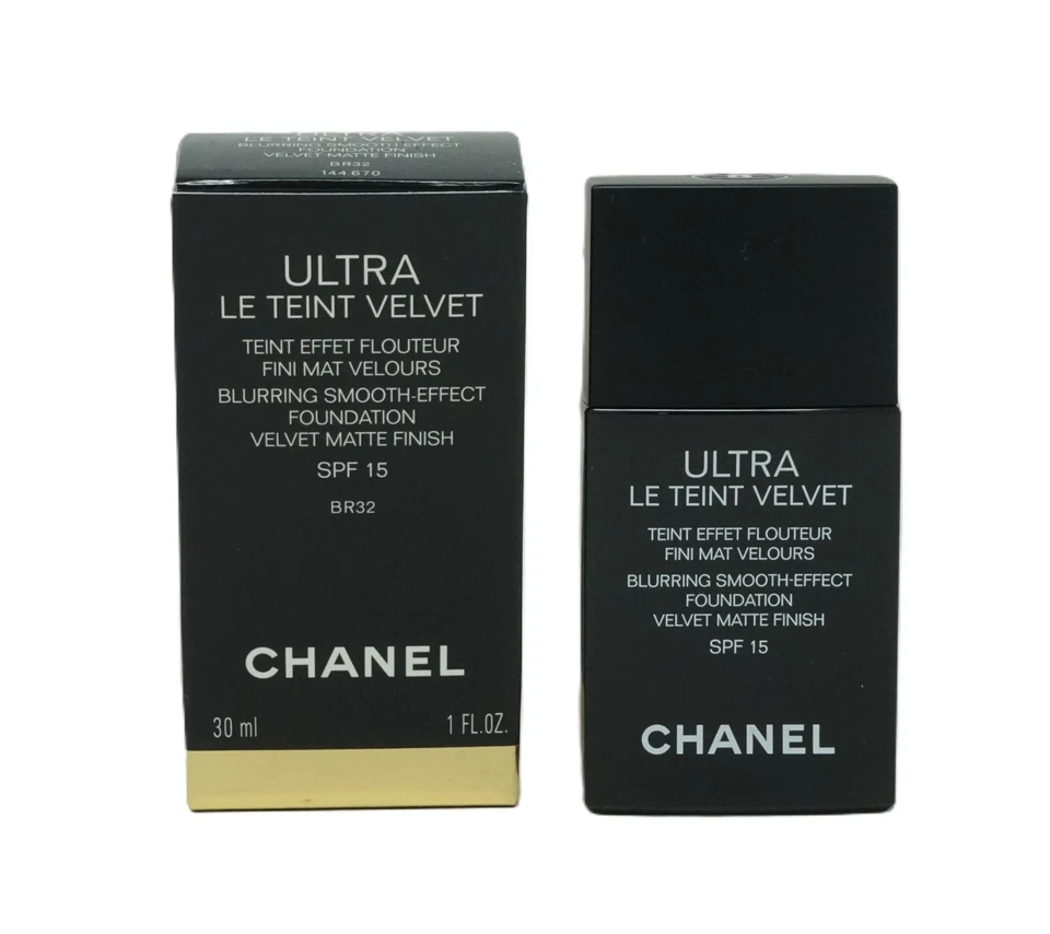 CHANEL Ultra Le Teint Velvet Spf15