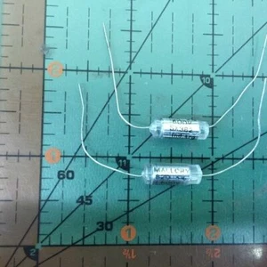 MALLORY CONDENSATORE ASSIALE POLISTIROLO 820pf 600v 5% SX382 AUDIO 2pcs - Foto 1 di 1