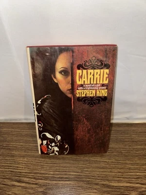 Carrie by Stephen King 1974 Book Club Edition Hardcover W/ Dust Jacket W16 Code - Image 1 of 4