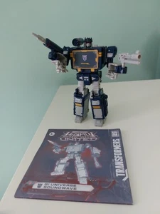 Transformers: Legacy United - G1 Universe Soundwave (Complete, But NO Cassettes) - Picture 1 of 15