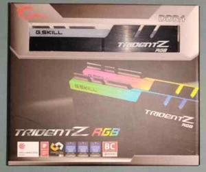 G.SKILL Trident Z RGB 32GB DDR4 4400 - CL17-18-18-38 1.50V - F4-4400C17D-32GTZR - Bild 1 von 7
