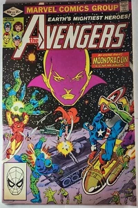 The Avengers Comic Buch #219 Marvel Comics 1982 SEHR FEIN - Bild 1 von 2