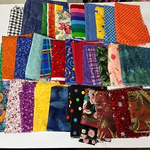 Quilt Fabric Mixed Scrappy Remnant Lot 32 Pieces - Picture 1 of 7