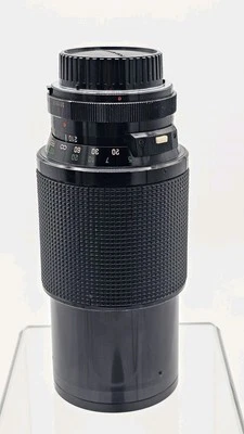 Vivitar Series 1 70-210mm 1:35 Macro Focusing Auto Zoom F/3.5 67mm Camera Lens - Image 1 of 4
