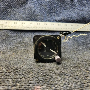 613-2508 | Borg | Piper PA28-161 | Instruments Electric Clock - Bild 1 von 11