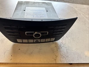 MERCEDES C CLASS STEREO SAT NAV HEAD UNIT A2049003509 W204 2007 - 2015 - Picture 1 of 4