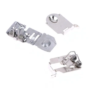 Battery Holder for WII Game Handle Controller with Secure Battery Fixation - Picture 1 of 9