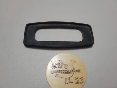 78-91 Chevrolet GMC K5 Blazer Jimmy Tailgate Power Window Switch Key Lock Gasket - Image 1 of 4