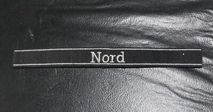 Brazalete del ejército alemán de la Segunda Guerra Mundial título OFICIALES ARMAS del norte reproducción - Imagen 1 de 3