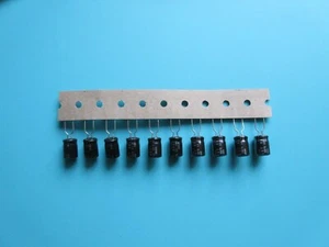 10pcs CAPACITOR 220UF 35V Japan Brand 8x11mm replace 25V 16V 10V 6.3V #2FBX - Picture 1 of 1