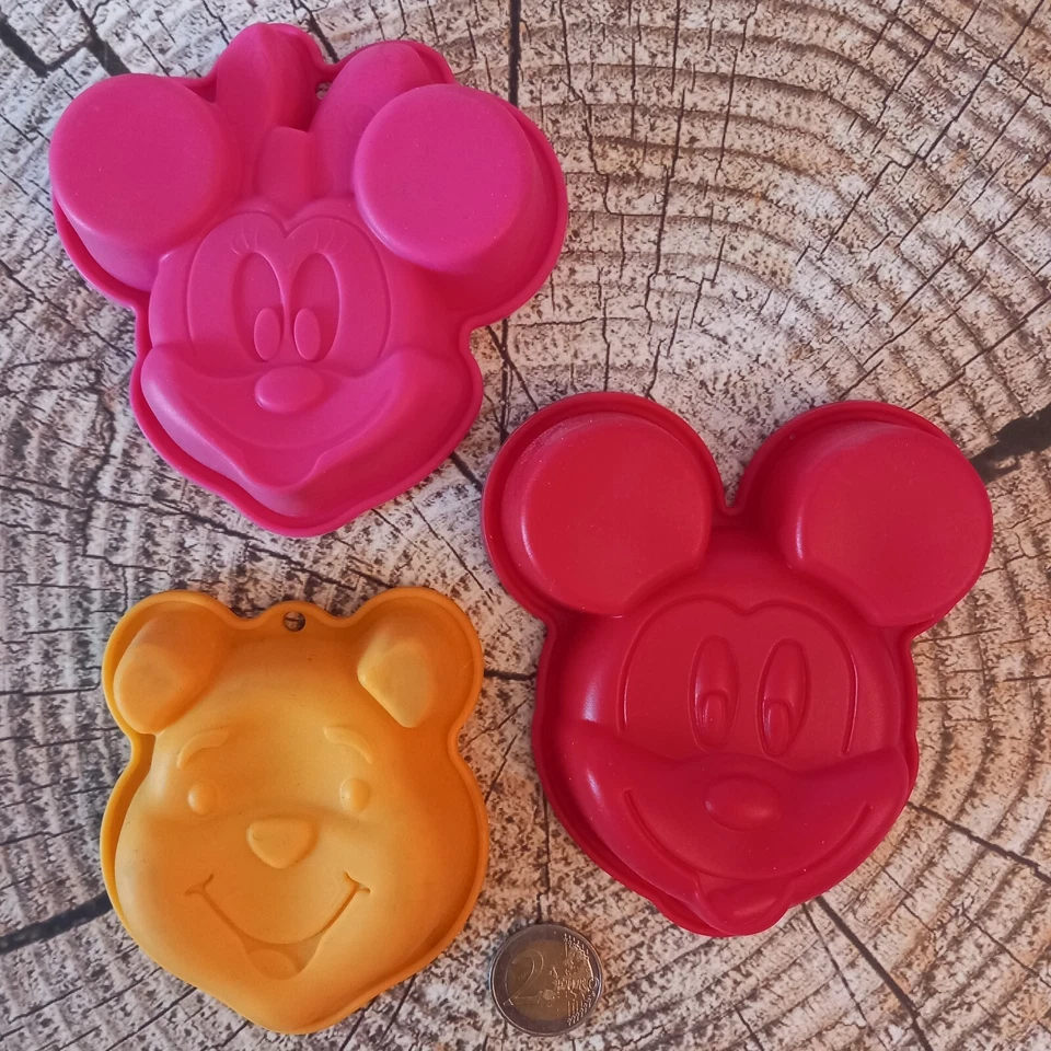 3 Silikonformen Kinderbackformen für Mini-Kuchen Desserts Eis oder Pudding NEU - Bild 1 von 1