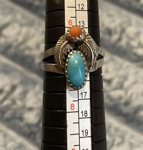 Vintage Running Bear Signed RB Sterling Turquoise Coral Ring Native Size 6.5 - Picture 1 of 7