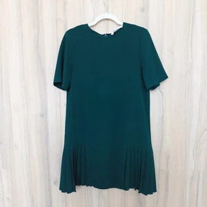 Zara Womens Dress Sz M Green Pleated Hem Minimalist Chic Holiday Preppy Academia - Picture 1 of 7