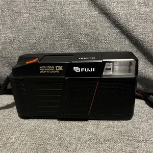 Fuji DL-200 analoge Kompaktkamera schwarz F2.8 32mn - Bild 1 von 5