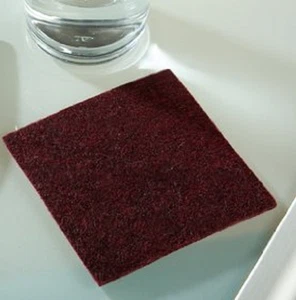 24 x Filz Untersetzer für Gläser quadratisch, bordeaux rot , 10 cm Getränk -Deko - Bild 1 von 2