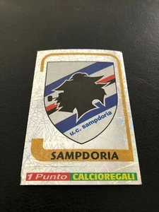 FIGURINA CALCIATORI PANINI 2003/04 SCUDETTO SAMPDORIA n 363 NUOVA CON VELINA - Imagen 1 de 2