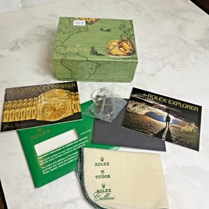 Rolex Vintage Outer World Map Box TORN TOP W/ROLEX CLOTH ANCHOR,2 BOOKLETS CC3-7 - Picture 1 of 14