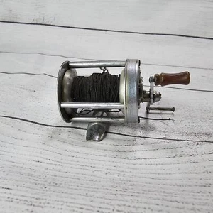 Pflueger Akron no. Carrete de fundición de cebo vintage 1893L - Imagen 1 de 8