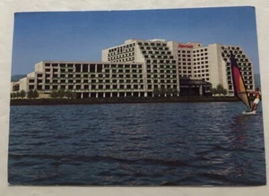 San Francisco Airport Marriott. Postcard (R2) - Picture 1 of 2