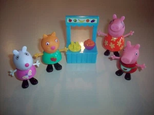 Figuras de Peppa Pig ~ Oveja Suzy, Gato Caramelo y Peppa Pig con Soporte de Frutas y Momia - Imagen 1 de 2