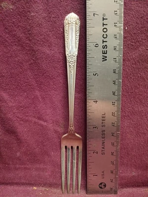 HORQUILLA DE CENA INAUGURAL Sterling State House 7 1/8" 44 g sin monograma Foto 1 de 4