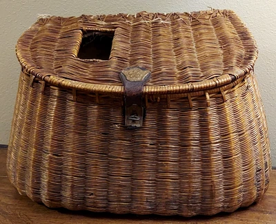 Cesta de pescador vintage de mimbre y cuero trucha/mosca PESCA CREEL Foto 1 de 4