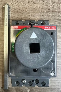 ABB SACE Tmax XT1H 125 XT1HU3030MAA000XXX Breaker w/ 0XP10X225 8.85" Shaft - Picture 1 of 8