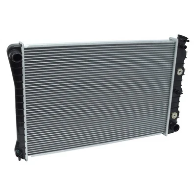For Chevy Camaro 1970-1981 UAC Engine Coolant Radiator - Изображение 1 из 2