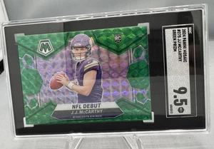 2024 Panini Mosaic - NFL Debut J.J. McCarthy #275 Green Mosaic Prizm SGC 9.5 - Picture 1 of 3