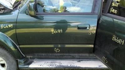 Driver Front Door SR5 Electric Windows Fits 96-02 4 RUNNER 345842 Foto 1 de 4
