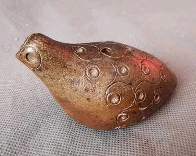 Sifflet en grès appeau en forme d’oiseau Art populaire - Photo 1/4