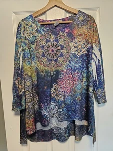 Jess & Jane Art Top – Size PXL – Made in USA Floral Rhinestone - Picture 1 of 3