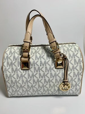 Bolso Bandolera Michael Kors Grayson Baúl/Lona Blanco Vainilla Monograma Mediano Foto 1 de 4
