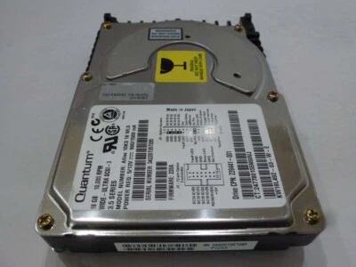 68 Pin Quantum KW18L492 18GB 10K RPM Ultra SCSI-3 Drive, 160063-001  239441-001 - Image 1 of 4