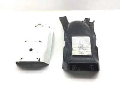 后挡泥板整流轮胎拥抱器 1981 川崎 KZ1100A 杆身 3195 x — 第 1/4 张图片