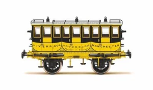Hornby R40445 L&MR 1st Class Coach Sovereign - Era 1 OO Gauge - Picture 1 of 1