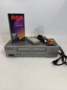 Reproductor/grabador VCR VHS Emerson EWV404 4 cabezales con cinta remota cables AV probados - Imagen 1 de 8