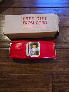 Coche de promoción Ford Thunderbird 1957 AMT con caja original #2 - Imagen 1 de 6