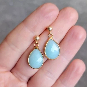 Orecchini a goccia amazzonite - delicati borchie pietre preziose blu cielo gioiello fatto a mano - Foto 1 di 2